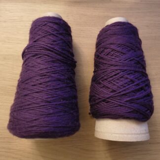 Cone ends of Jagger Spun Superlamb Merino 8/4 Nm – Plum Cone ends of Jagger Spun Superlamb Merino 8/4 Nm - Plum