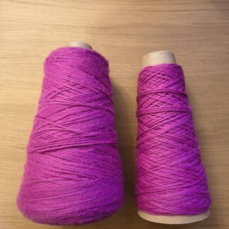 Cone ends of Jagger Spun Superlamb Merino 8/4 Nm – Fuchsia Cone ends of Jagger Spun Superlamb Merino 8/4 Nm - Fuchsia